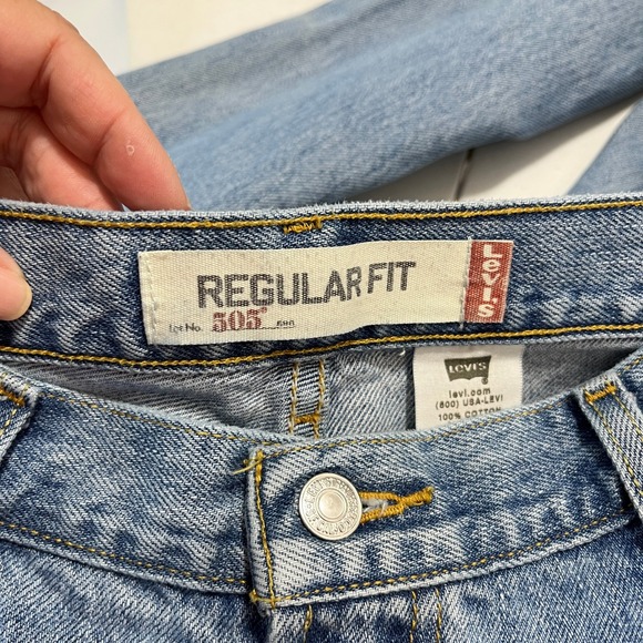 Levis 505 Regular Fit Jeans Mens 36x32 Light Wash Vintage Y2K Classic Denim - Picture 4 of 10